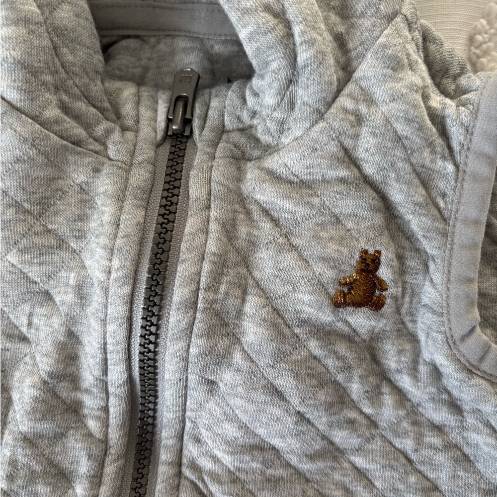 GAP Light Gray Quilted Baby Outfit - Picture 3 of 8